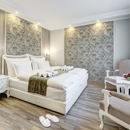 Boutique Hotel Diama Mratín Екстериор снимка
