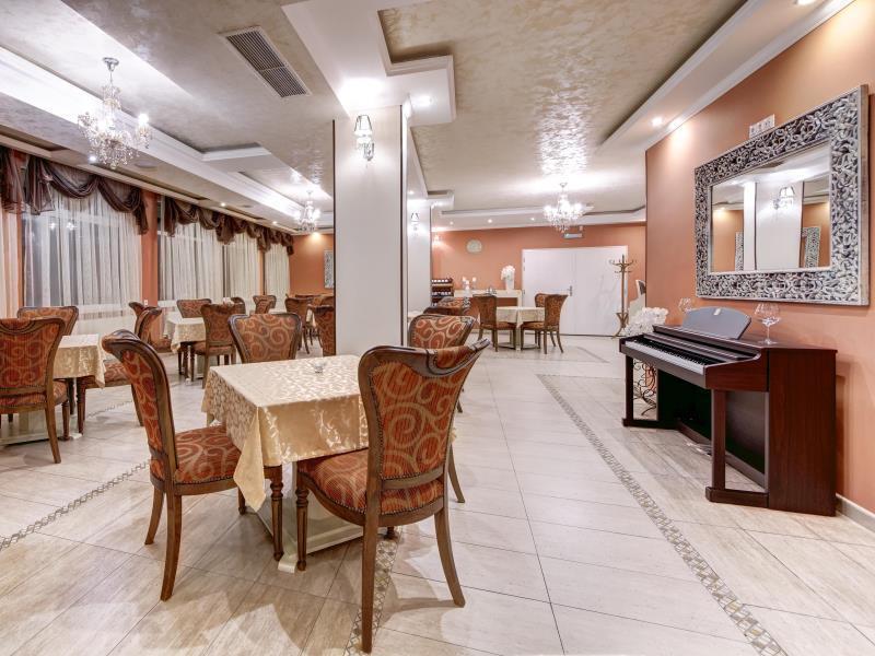 Boutique Hotel Diama Mratín Екстериор снимка