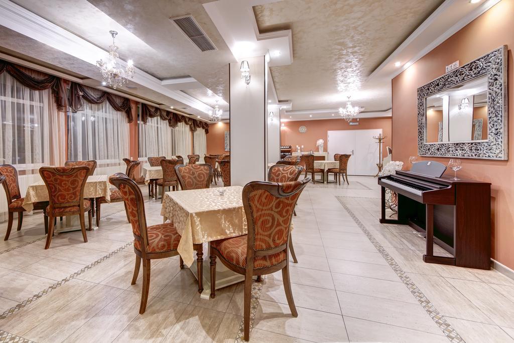 Boutique Hotel Diama Mratín Екстериор снимка